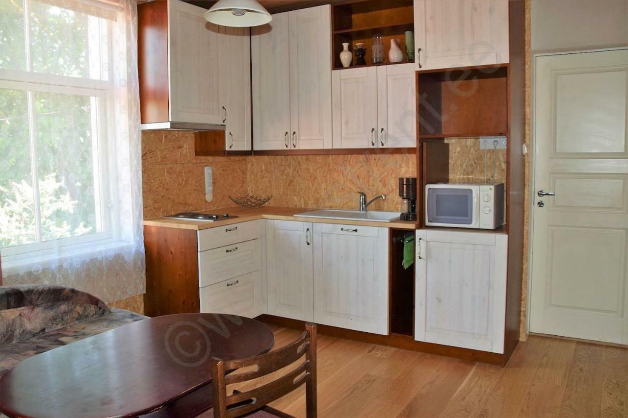 Private Apartment In The Centre Of Parnu/Pernau Exterior foto